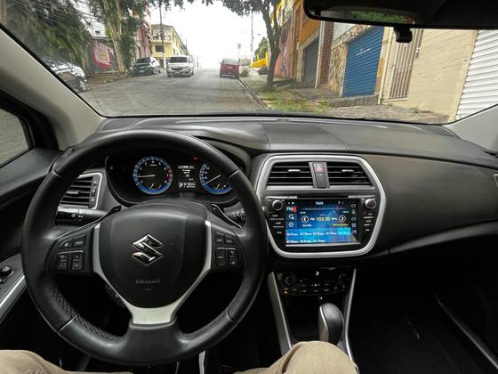 SUZUKI S-CROSS 1.6 16V VVT GASOLINA GLX 4P 4X4 AUTOMÁTICO SUZUKI S-CROSS 1.6 16V VVT GASOLINA GLX 4P 4X4 AUTOMÁTICO